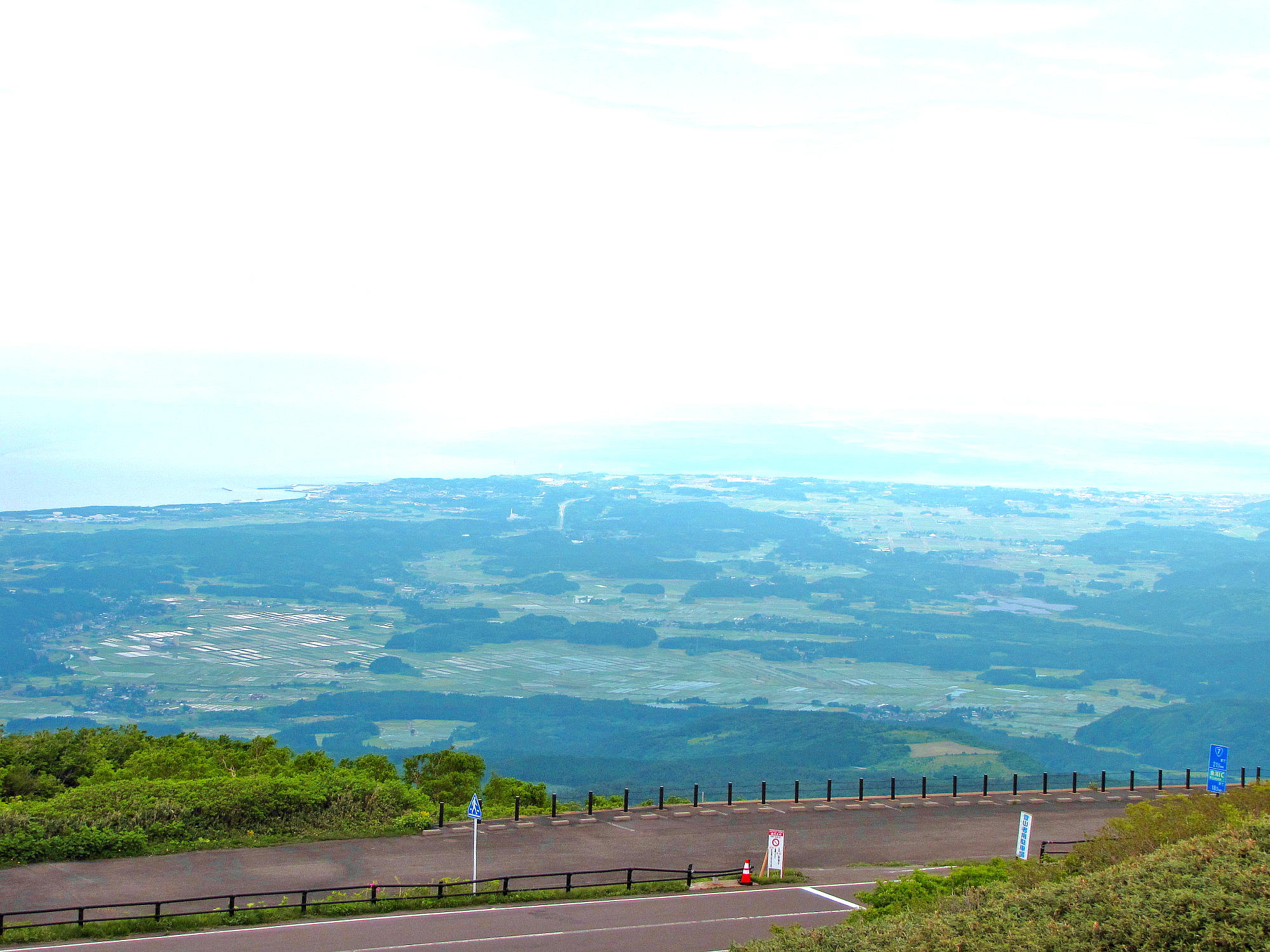 鳥海山からの眺望